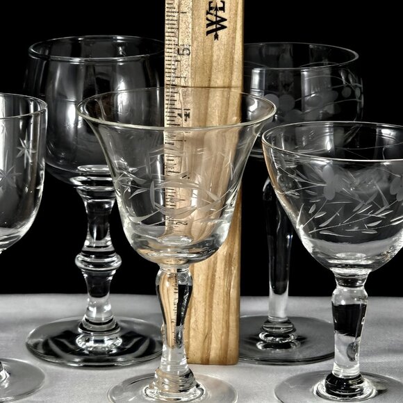 5 Mismatched Vintage Cocktail Glasses Etched Floral Romancic mixed drinks party - Picture 8 of 8